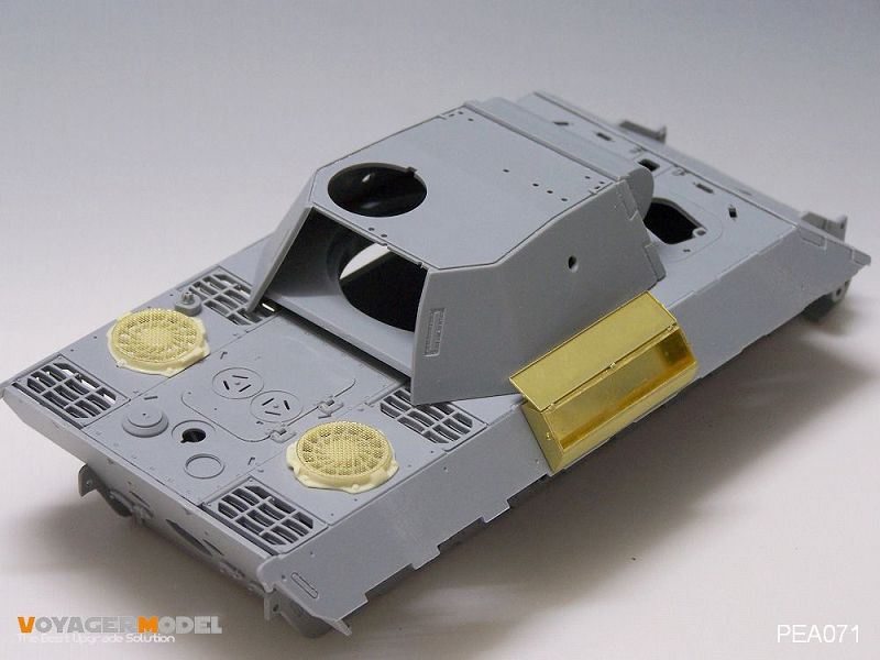 PAE071_02